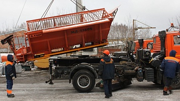 Где снег? Чем Омск от сугробов избавляют?