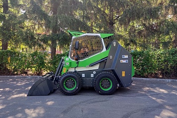 Первый, в своем классе полностью сделанный из отечественных комплектующих. 